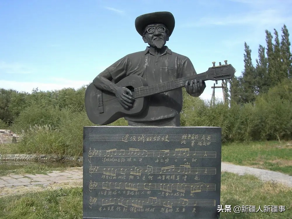 乌鲁木齐在建产业园,新疆建一座专业足球场