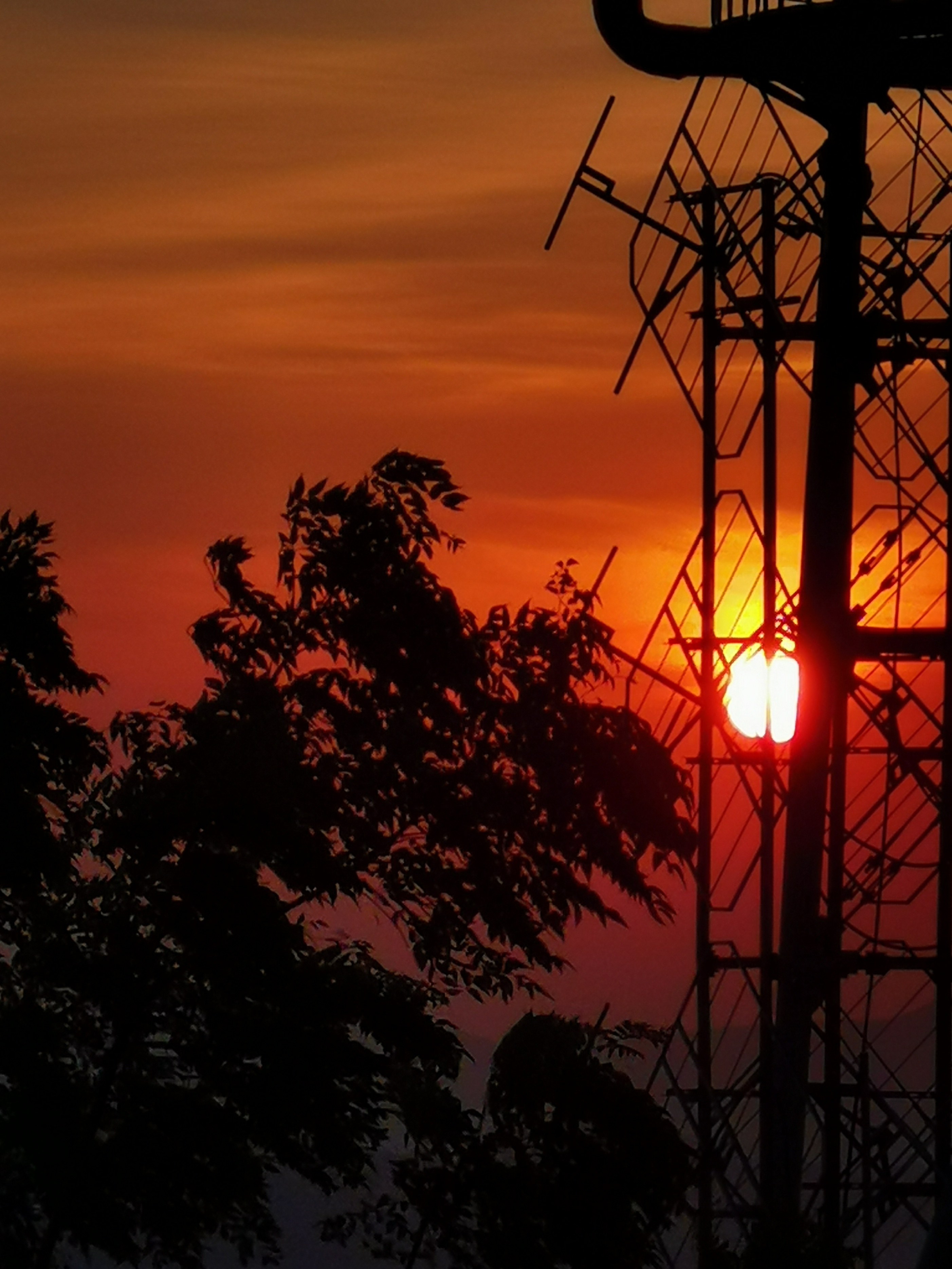 梧州白云山日出最新视频,白云山景区梧州开放时间