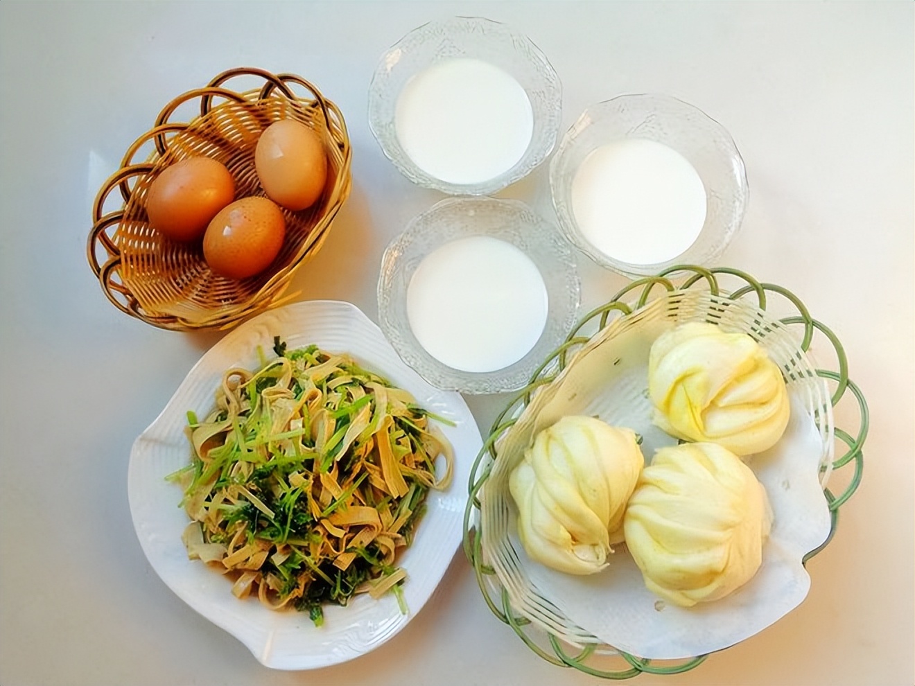 三伏天主食吃什么最好,三伏天必吃十种食物书单