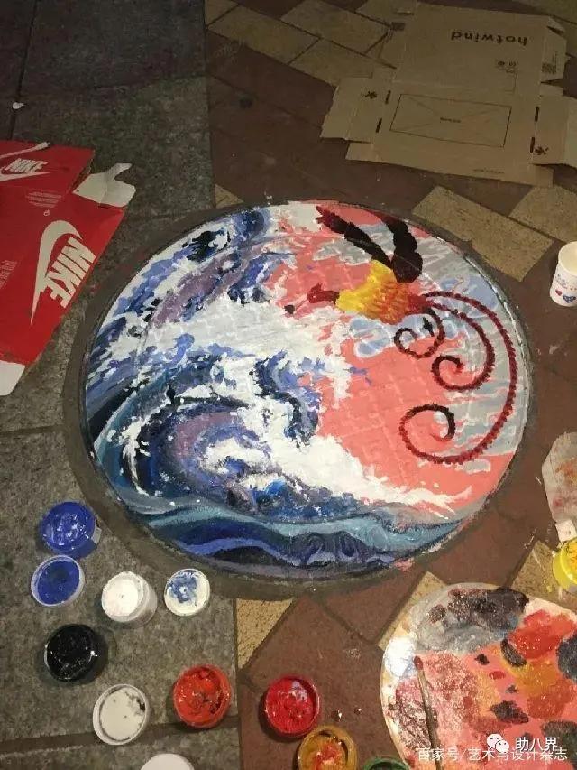 日本最惊人的井盖,真实的日本井盖