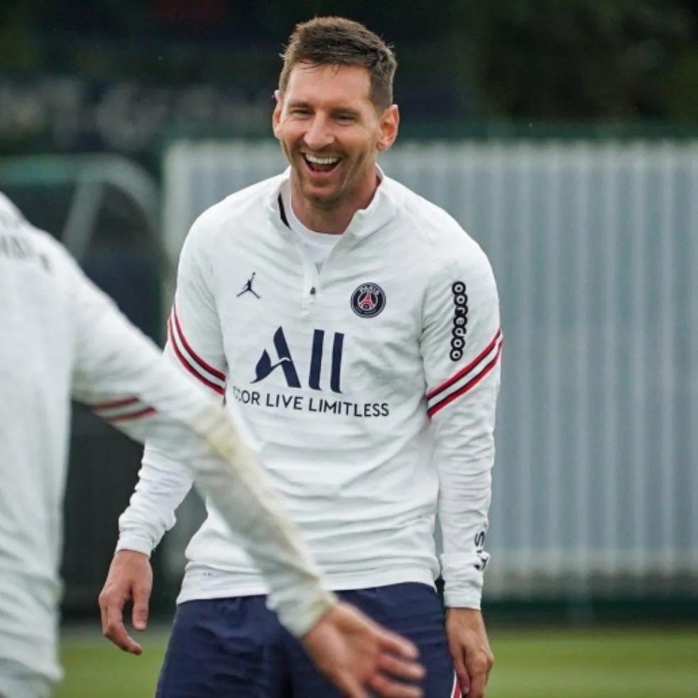 梅西被巴黎停赛两周分析,梅西因私自缺席训练遭停赛停薪