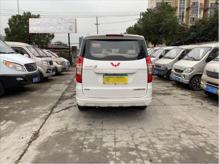 五菱宏光是怎么成为神车,五菱宏光为何称为国民神车