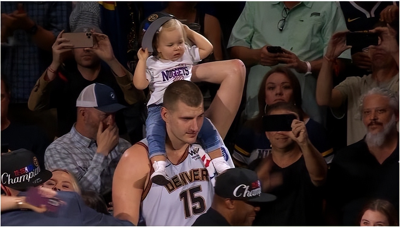 约基奇当选总决赛mvp原声,约基奇当选总决赛mvp全过程