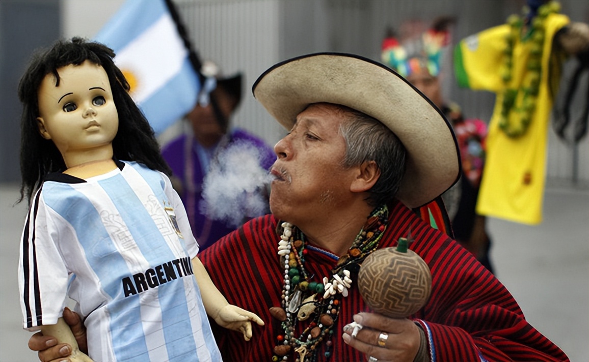 世界杯自娱自乐，别国贡献球员，我们制造谣言