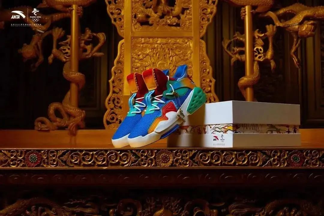 巴黎世家垃圾袋限量,巴黎世家被当成垃圾袋