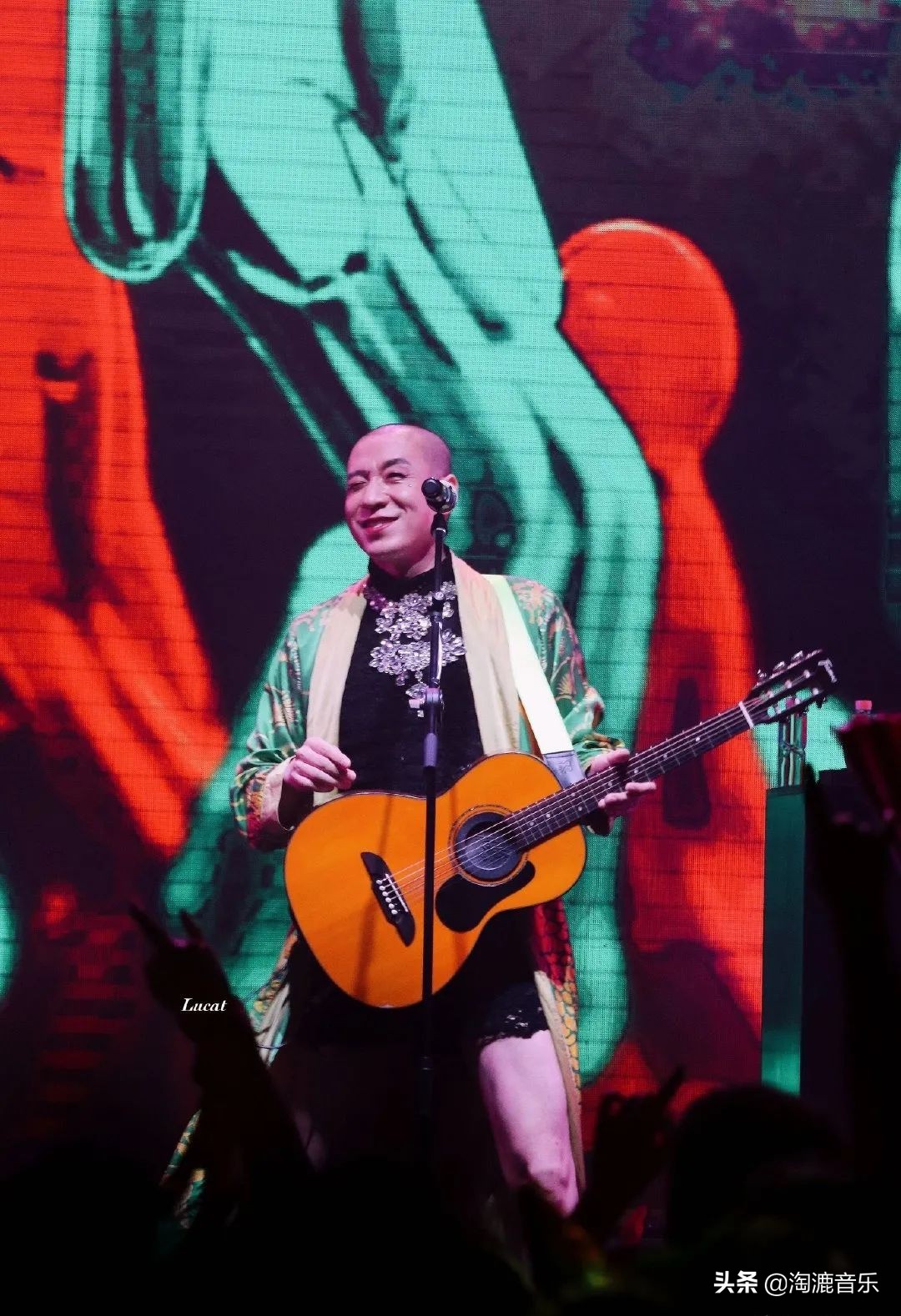 梁龙摇滚燃炸全场,东北摇滚第一人