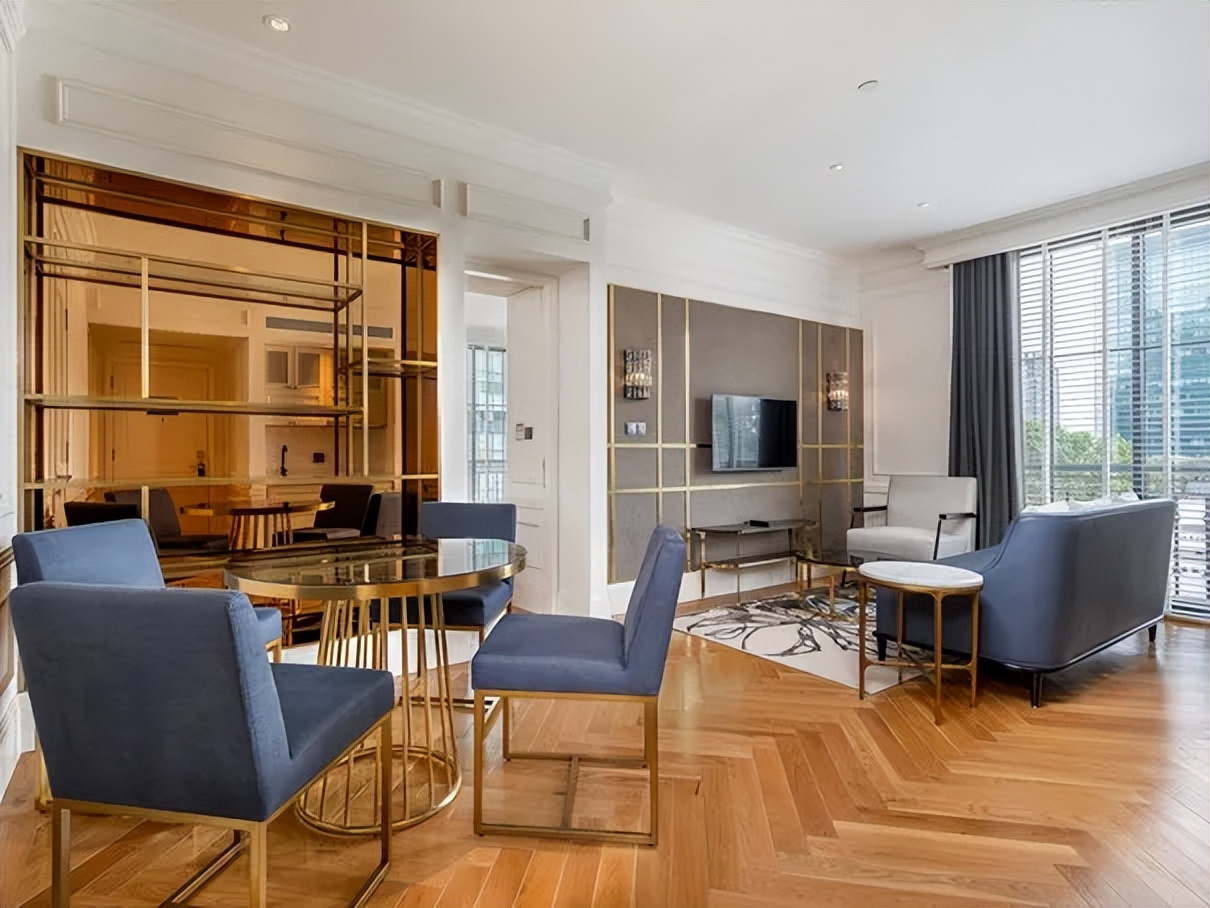 经典摩登复古风的五星级酒店,经典的酒店