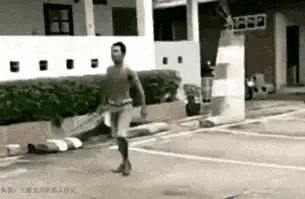 每日一笑游泳教学视频,每日一笑钓鱼片段