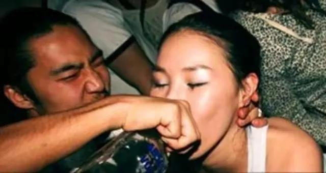 十桩影响深远的桃色事件，桩桩轰动，搅浑娱乐圈这潭深不见底的水