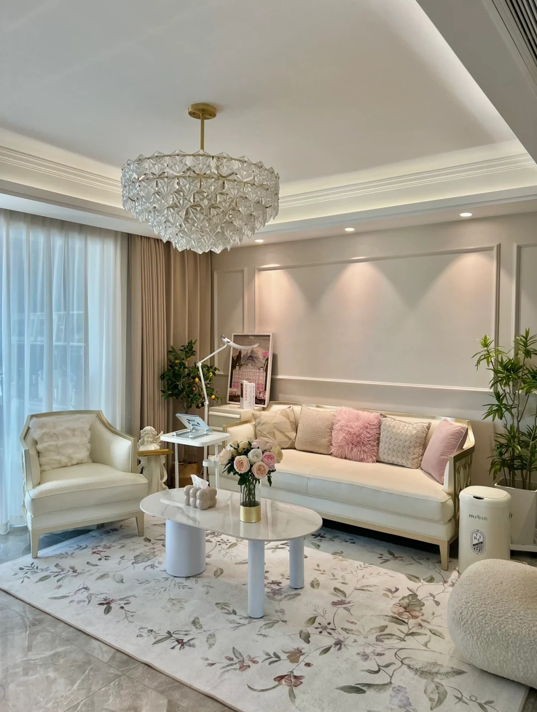 陕西夫妇晒出自家144㎡新房走红：不豪华，却是很多家庭的榜样