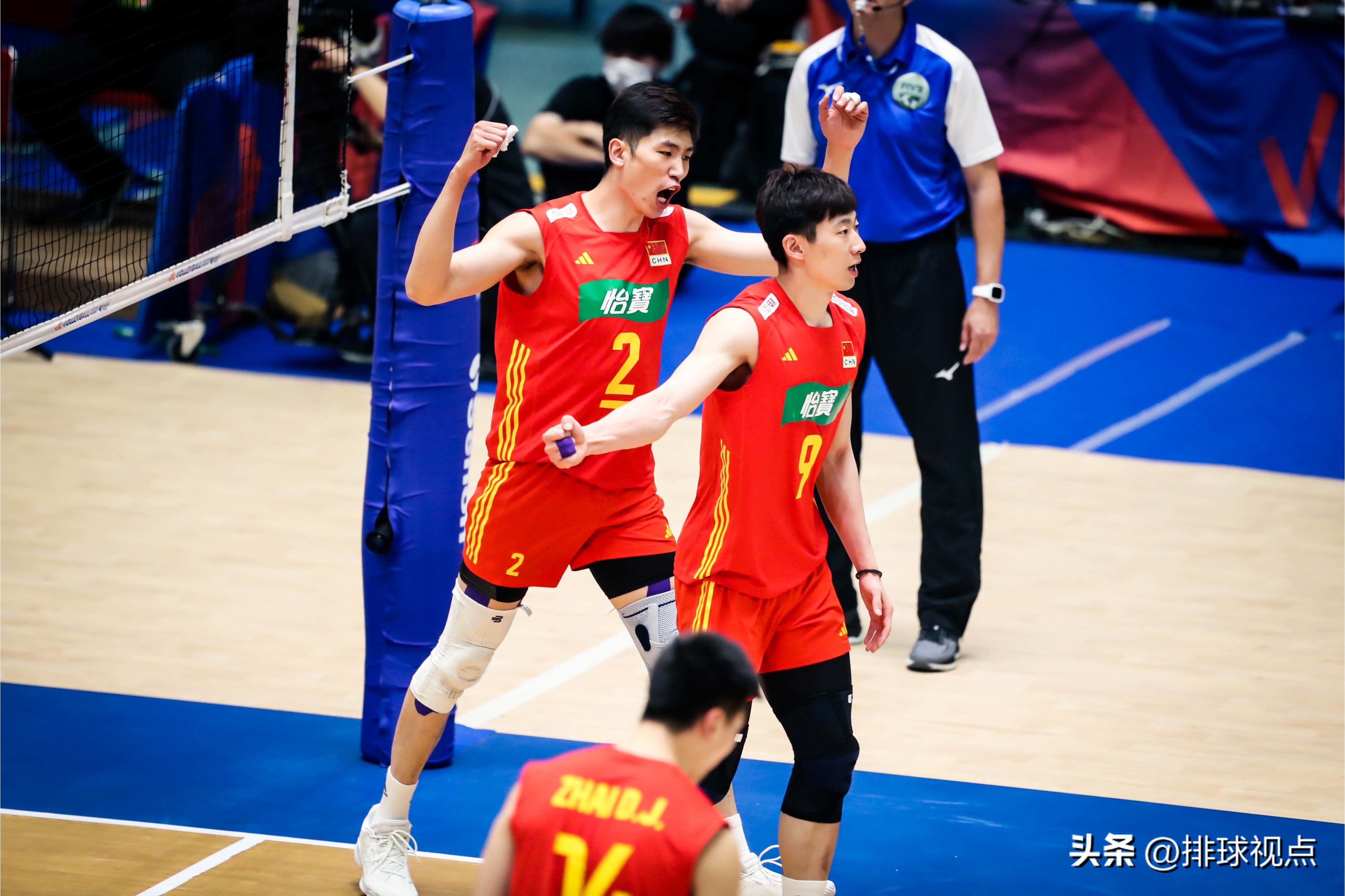 中国男排3-0胜韩国队,中国男排1-3不敌伊朗