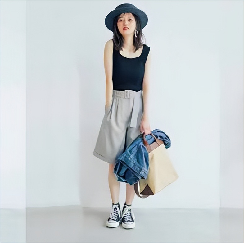 秋季穿搭技巧鞋子,鞋子和衣服的穿搭技巧