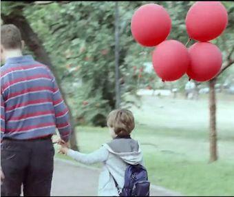 红气球电影主题是什么,红气球的电影解析