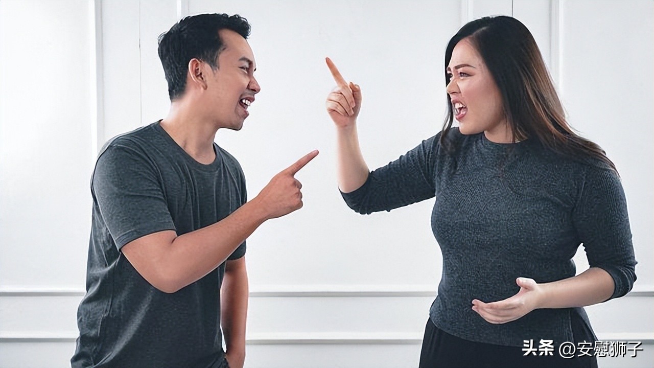 女朋友独立不粘人,女朋友很独立不粘人也不管我