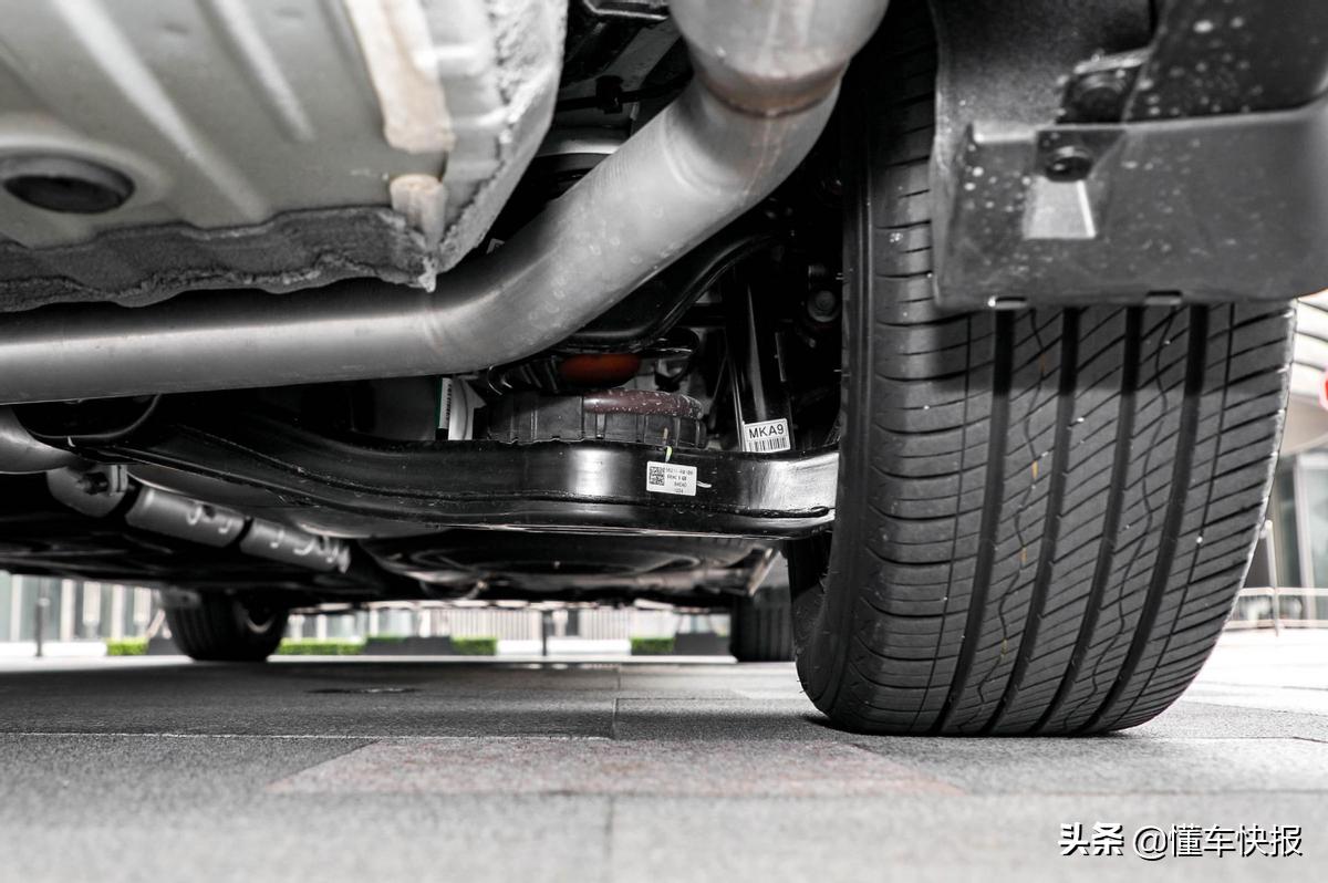 起亚第四代嘉华功能使用讲解,起亚第4代越界mpv怎么样