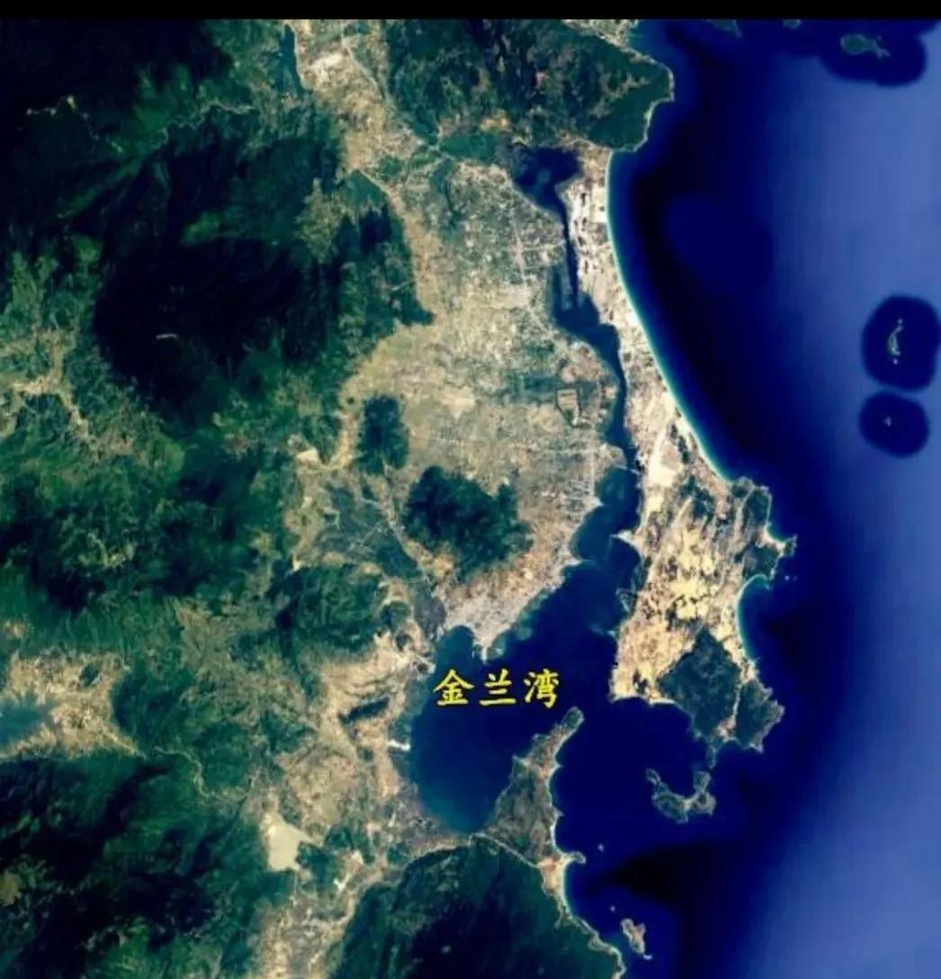 越南具有两个深水良港