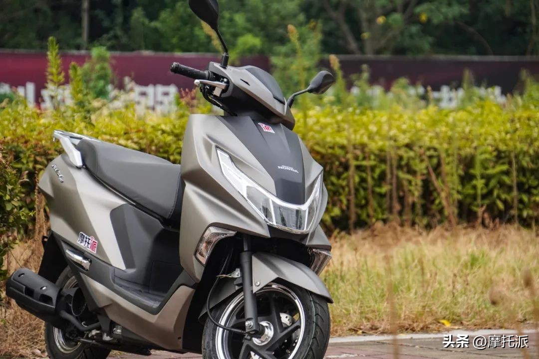 本田ncr125和铃木uy125实测,五羊本田摩托车踏板ncr125价格