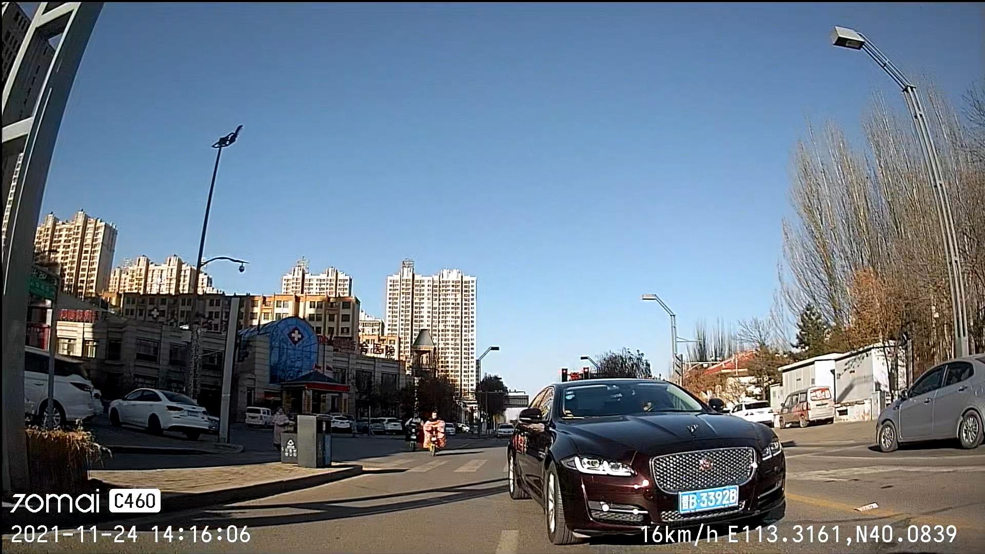 出乎意料！原来行车记录仪一直都装错了，老司机安装70迈聊聊真相