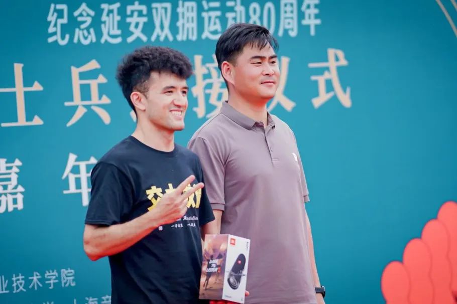 徐汇的“戎耀们”，归来仍是“最可爱的人”