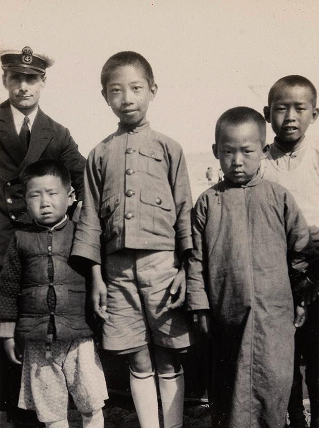 【晚清*楼青**秘影】*楼青**女丰乳肥臀，媚态撩人，风情尽显！