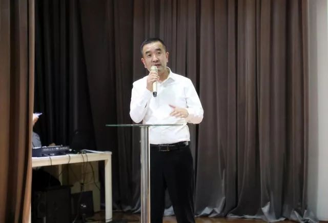 北京资产过亿的老板,北京身价百亿的女老板