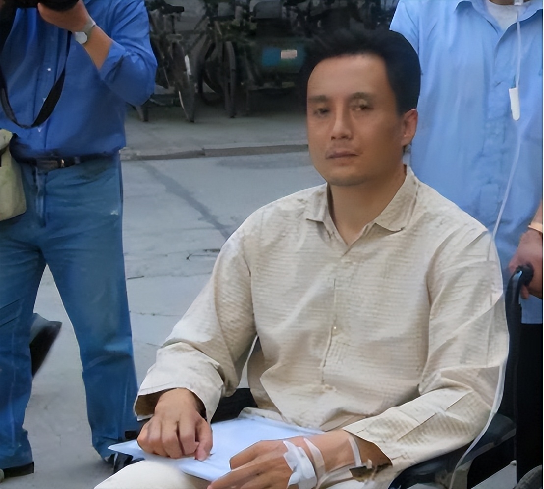 假戏真做、借戏“霸凌”、德不配位，影视圈这些畸形现象该改改了