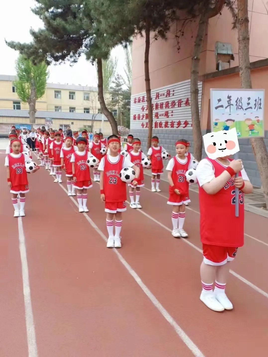 那就好好告个别吧，用你们最难忘的Moment