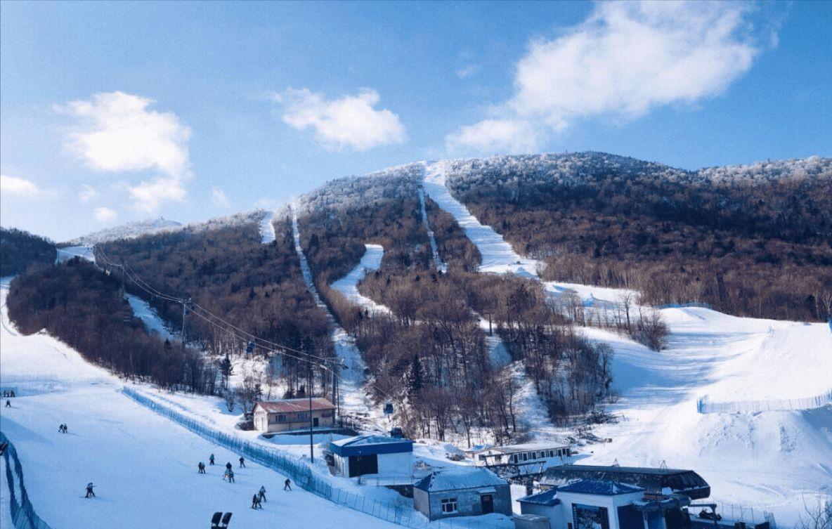 国内滑雪度假推荐,今年去哪里滑雪便宜