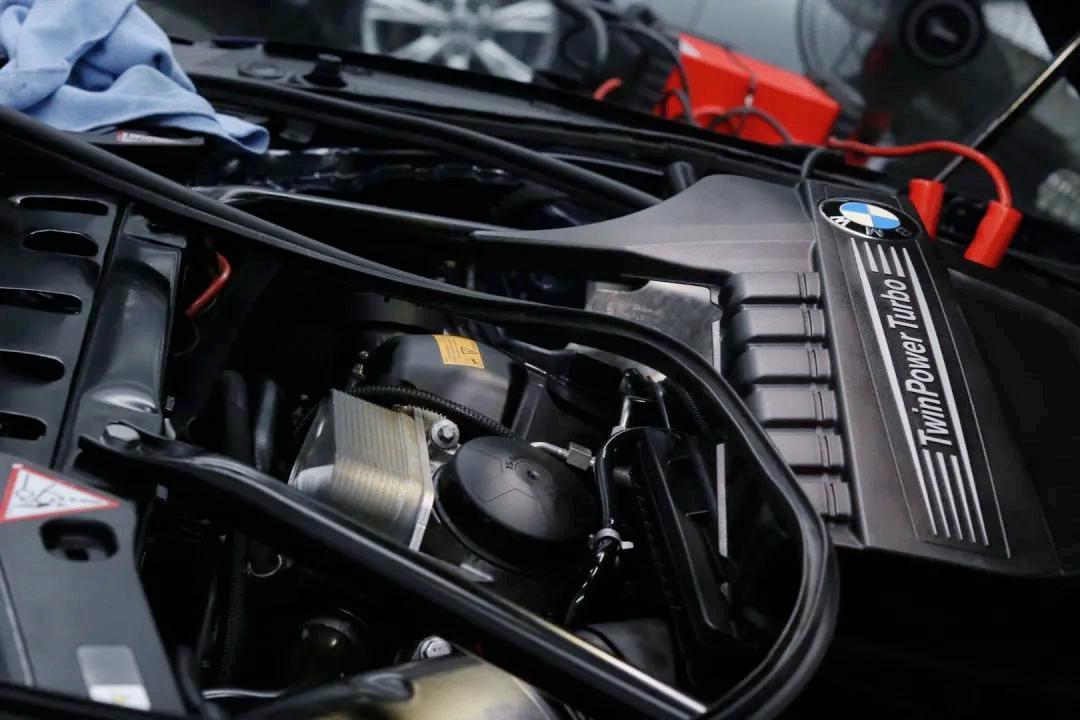 怪兽修车视频全集,13年宝马gt535升级新款内饰