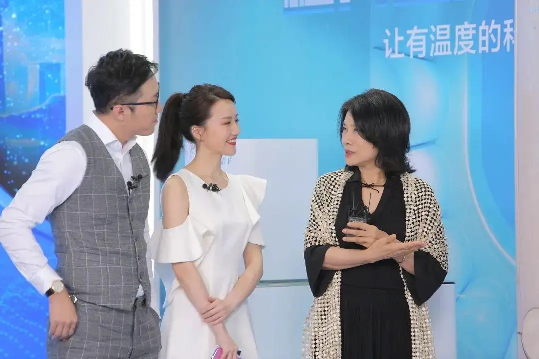 徐自发“反水”，格力立即拉来了刘强东，董明珠真的很有一套