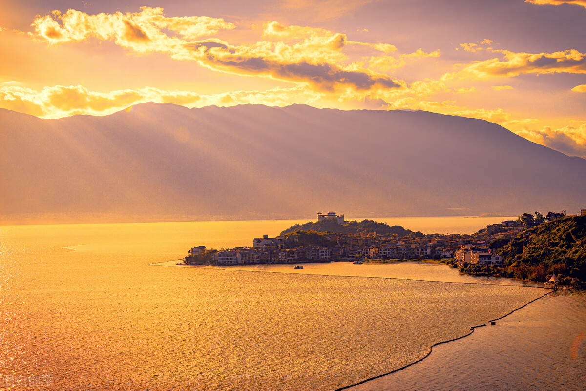 在磕磕绊绊中摸索前进的方向,在摸索中前进在经历中成长