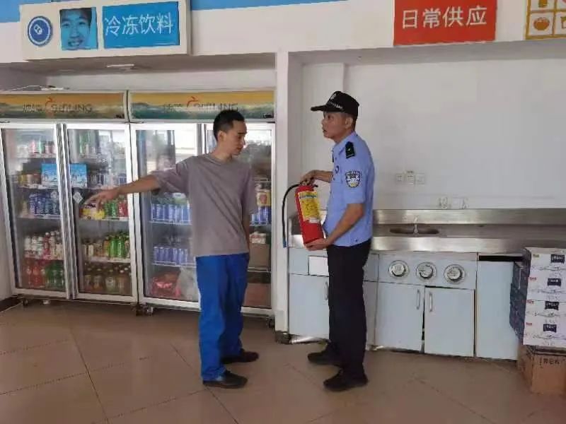 假期平安不打烊！临高警方圆满完成“五一”安保维稳工作