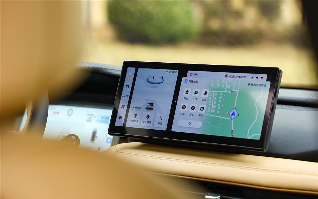 同价位最大的7座SUV！吉利豪越L上市售12.79万起