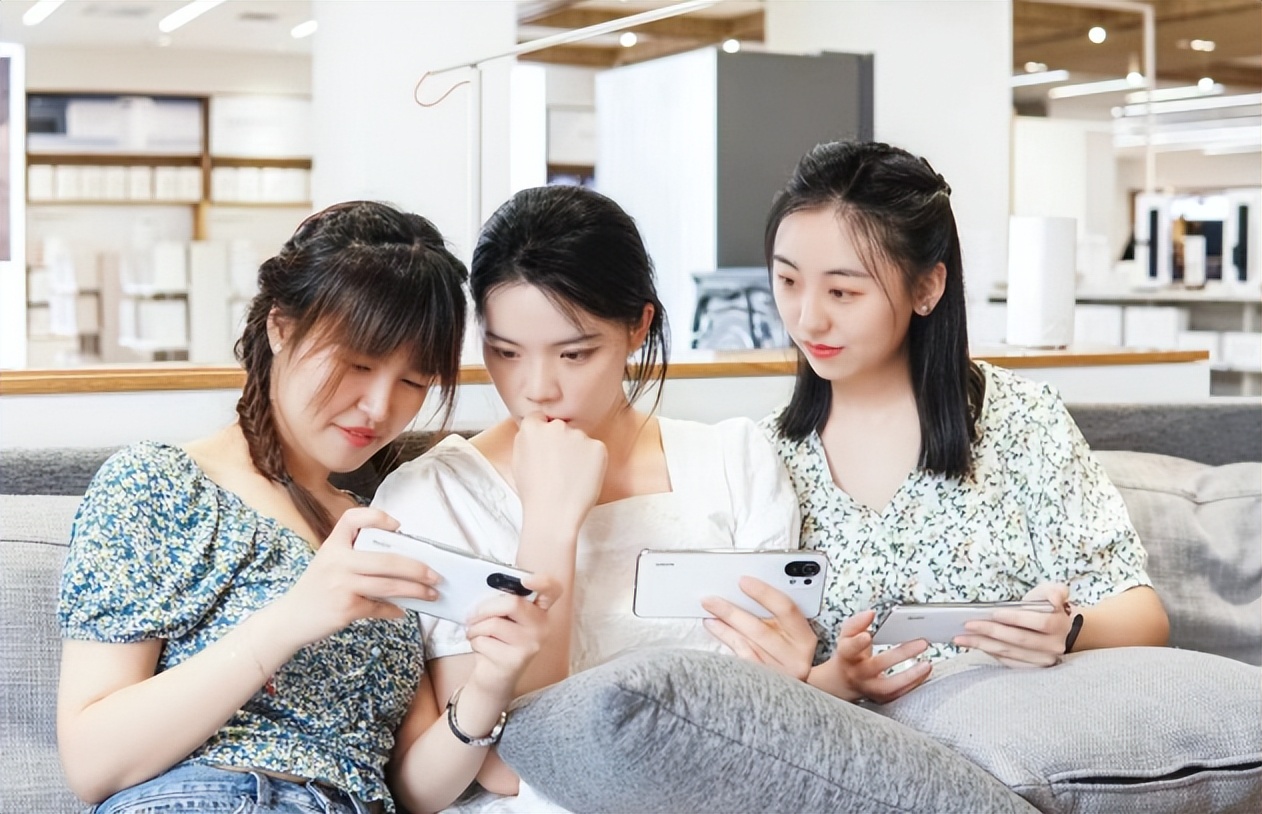 唯品会与京东买手机哪个靠谱,京东与唯品会哪个更适合买手机