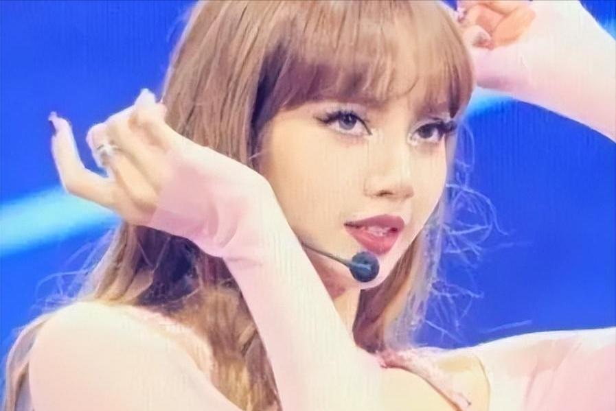 韩国女明星所有颜色露脐装,韩国女明星的露脐装