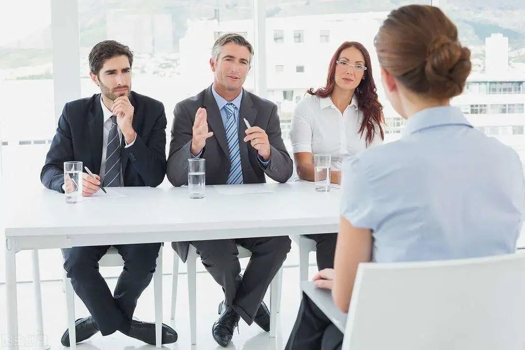 当心那些公关圈的“贵人”