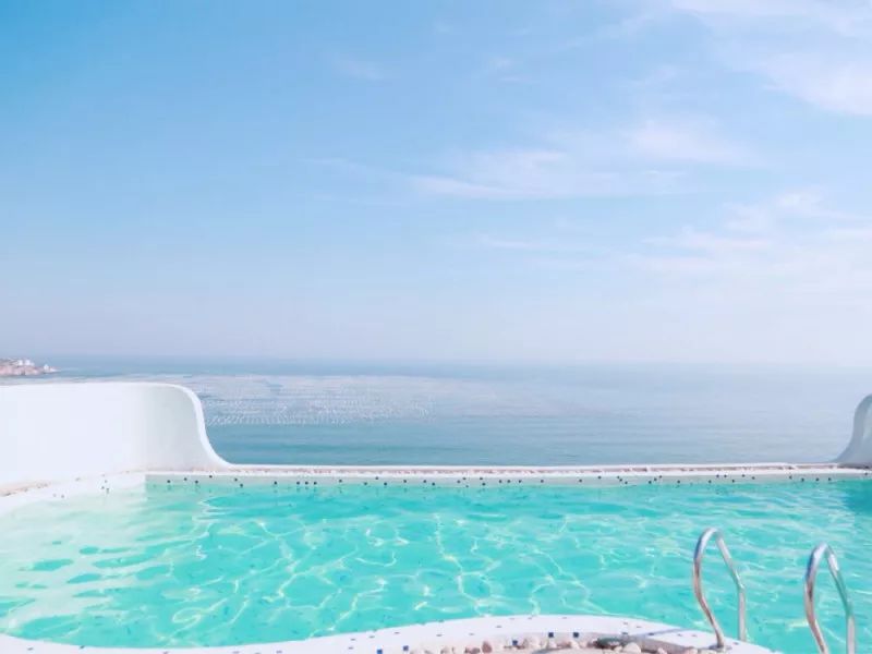 离上海一个小时车程的海边民宿,圣托里尼云上东山海景民宿优惠