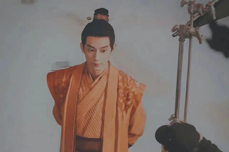 肖战王一博杨紫黄子韬,肖战杨紫王一博黄子韬微博之夜