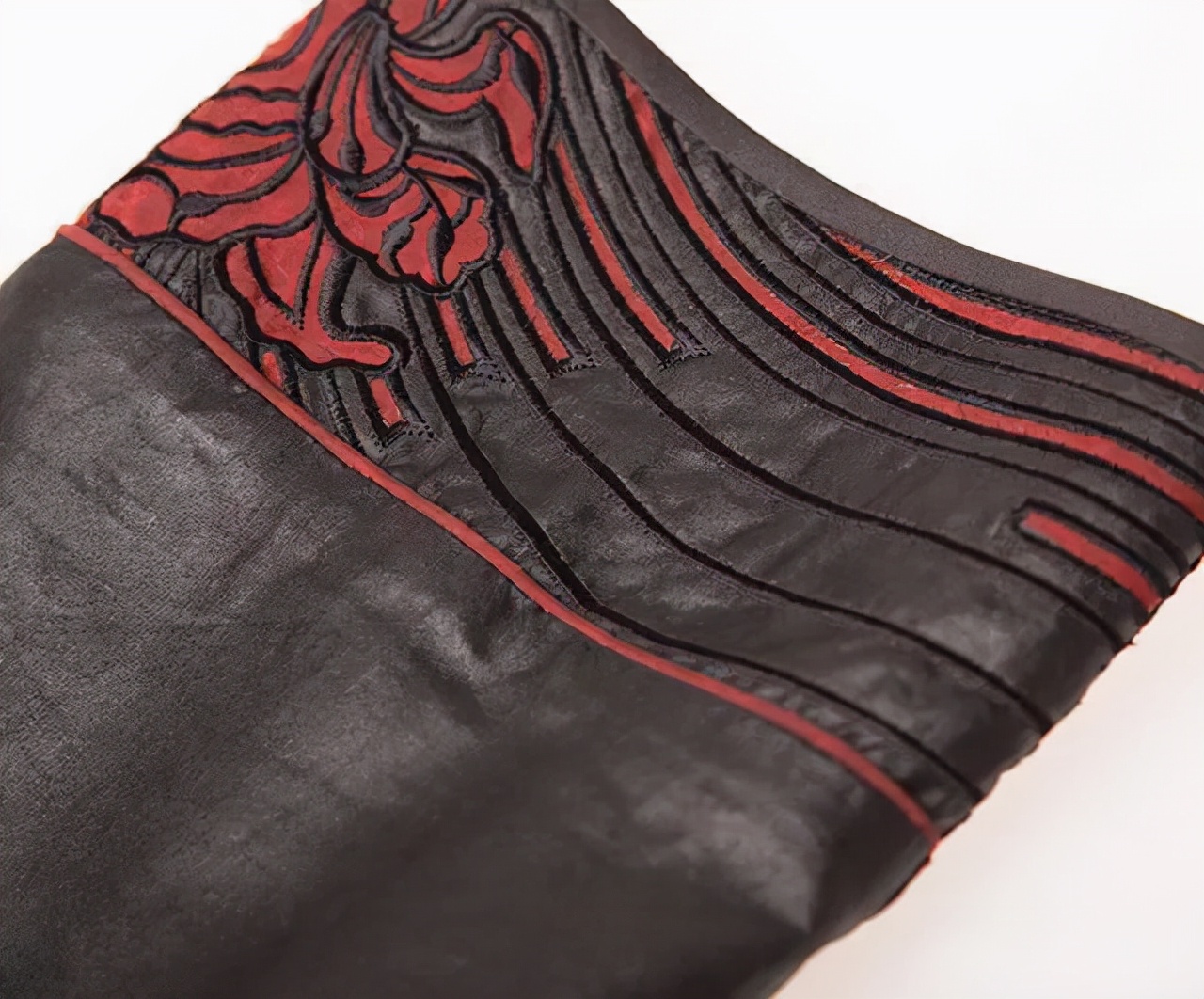 改良版旗袍的面料,如何能让旧旗袍面料焕然一新