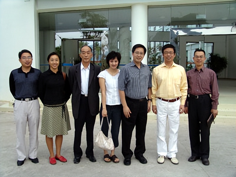 跳水女皇高敏一年多少岁,跳水女皇高敏现在怎么样