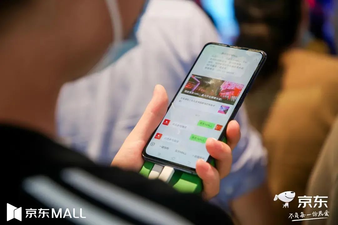 变形金刚威震天北京环球影城,变形金刚威震天100块左右正版