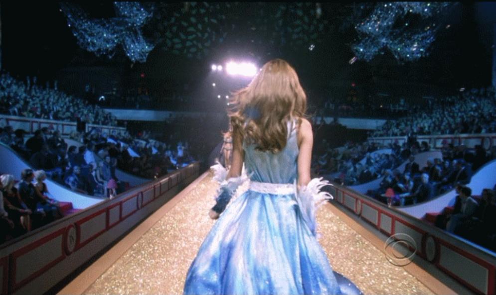 北漂女孩租老人房,北漂女孩1000块钱的出租屋生活