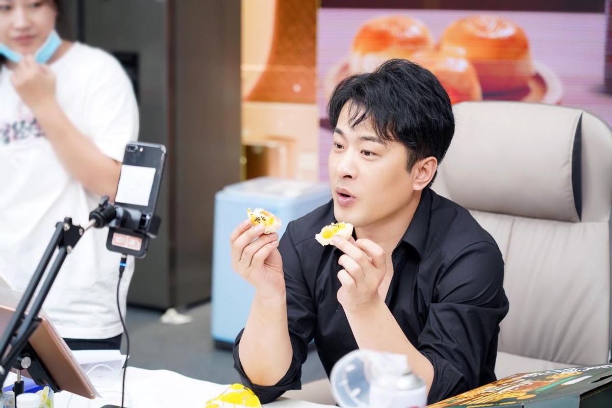 辛巴助农直播带货产品,辛巴通过直播帮助农产品打开销路