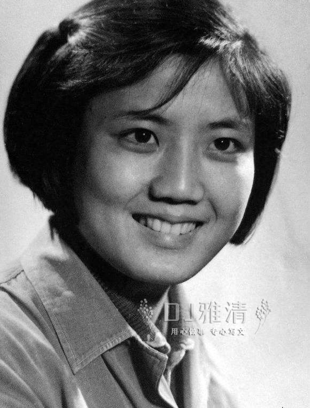 刘晓庆年轻最美照片,八十年代家喻户晓的大美女刘晓庆