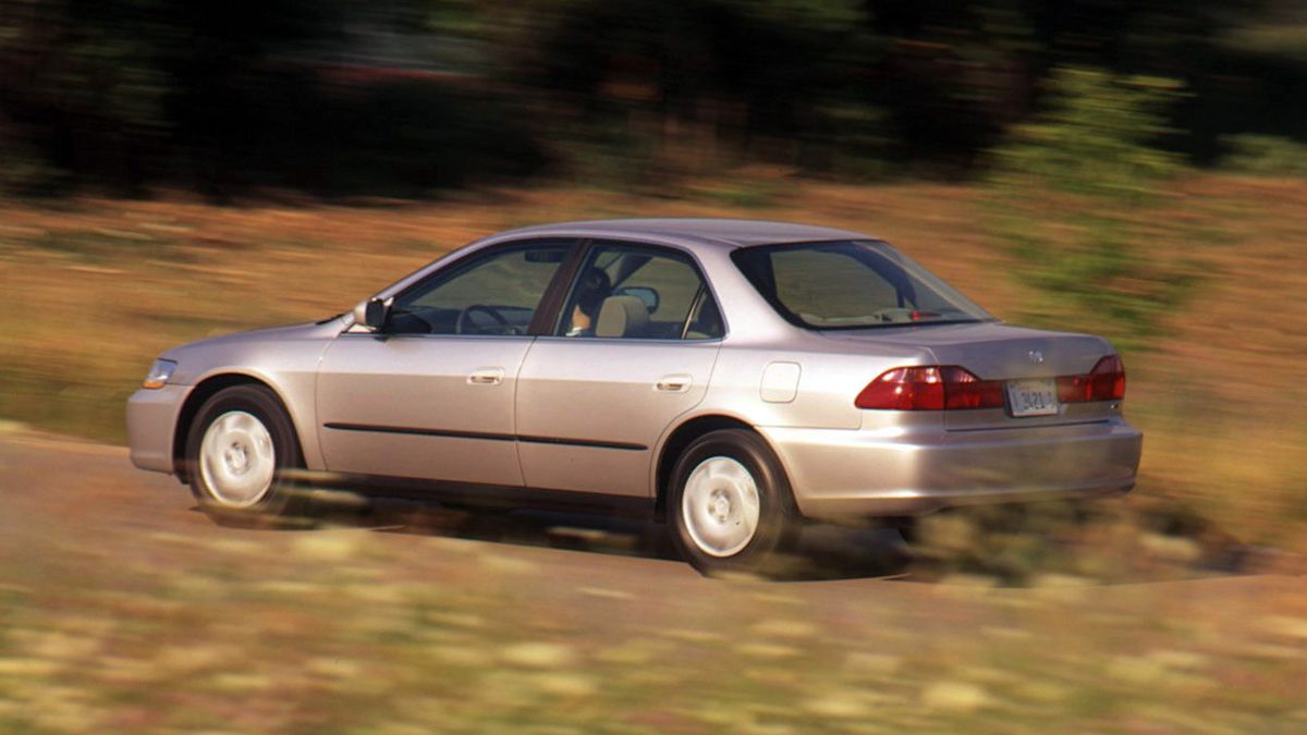 本田雅阁1.5tl测试,试驾2017款雅阁v6