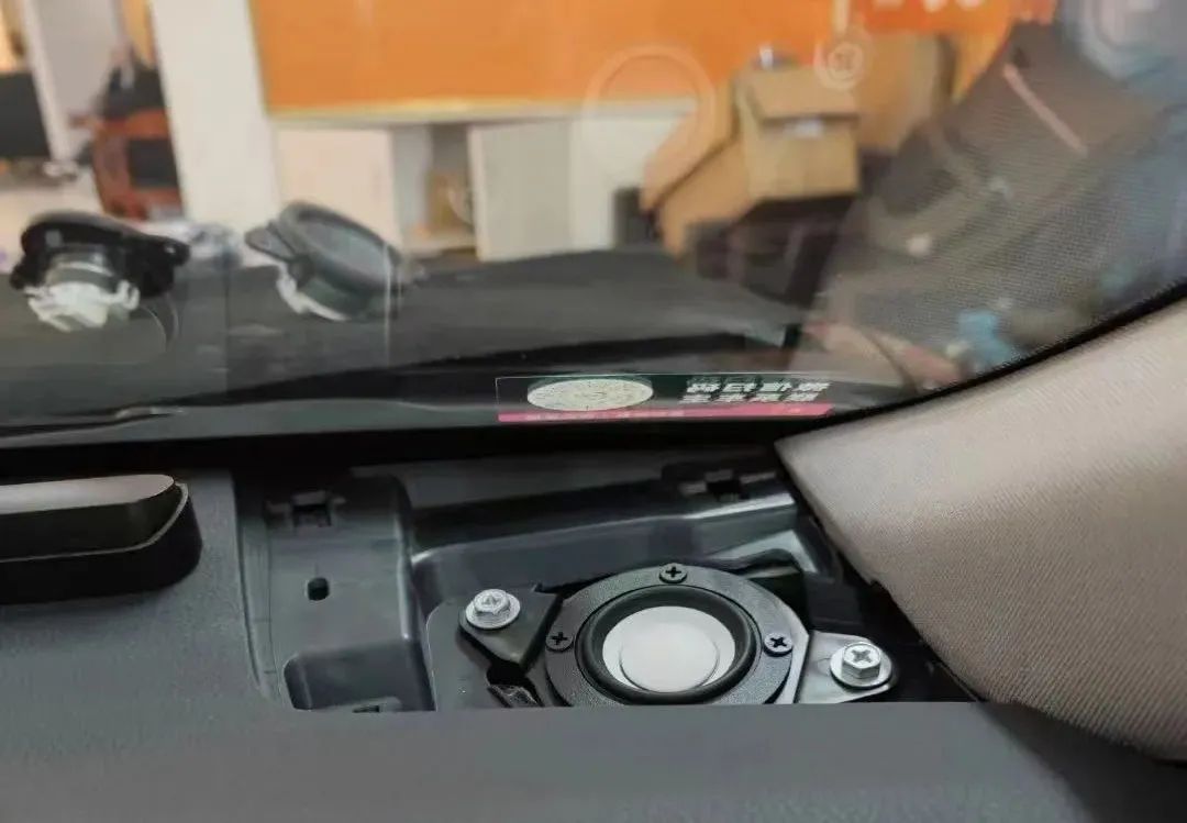 丰田凯美瑞音响怎么无损改装 (丰田凯美瑞改装音响用什么音响好)