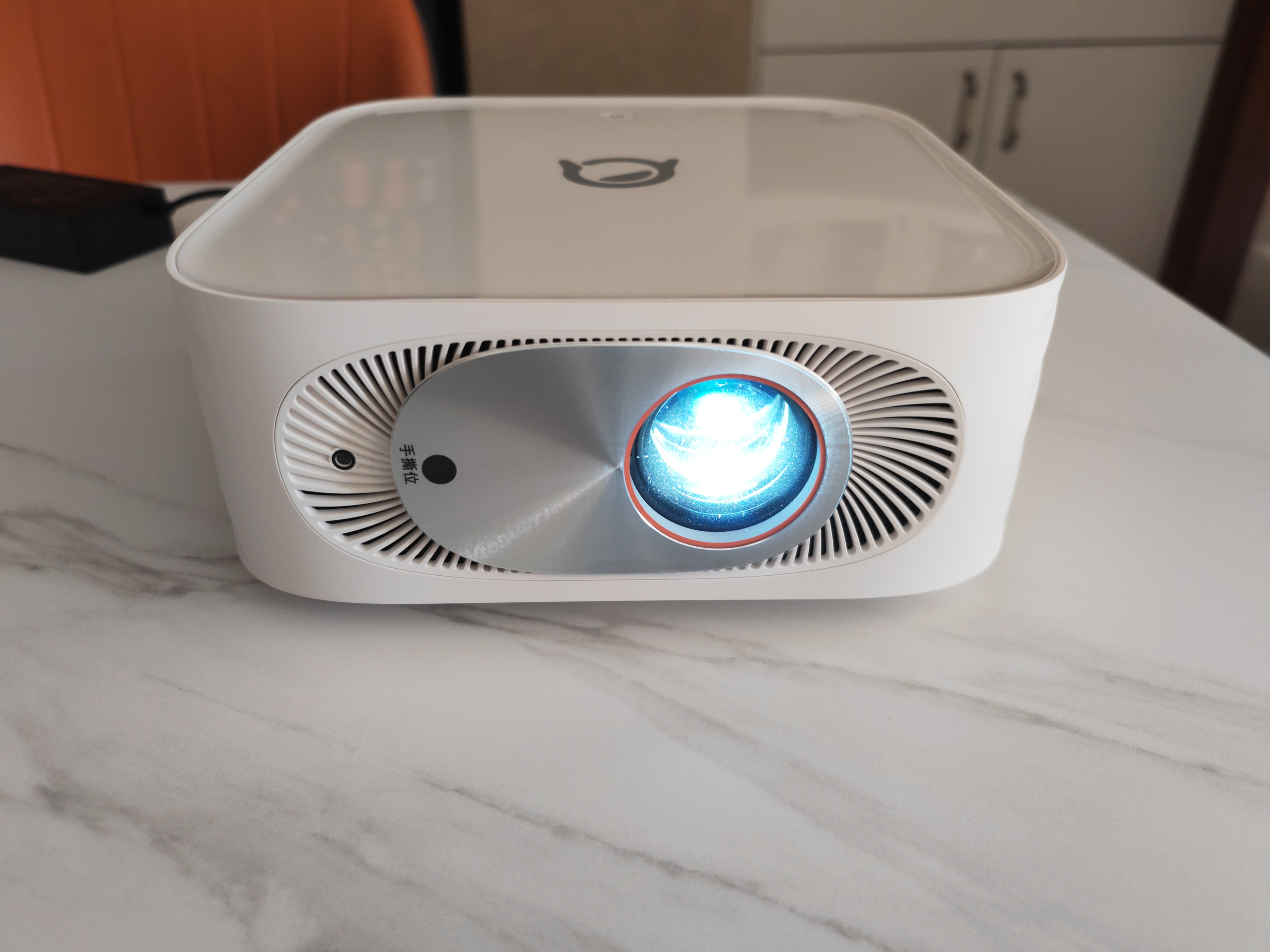 联想小新100s投影仪测评,联想小新100智能投影仪