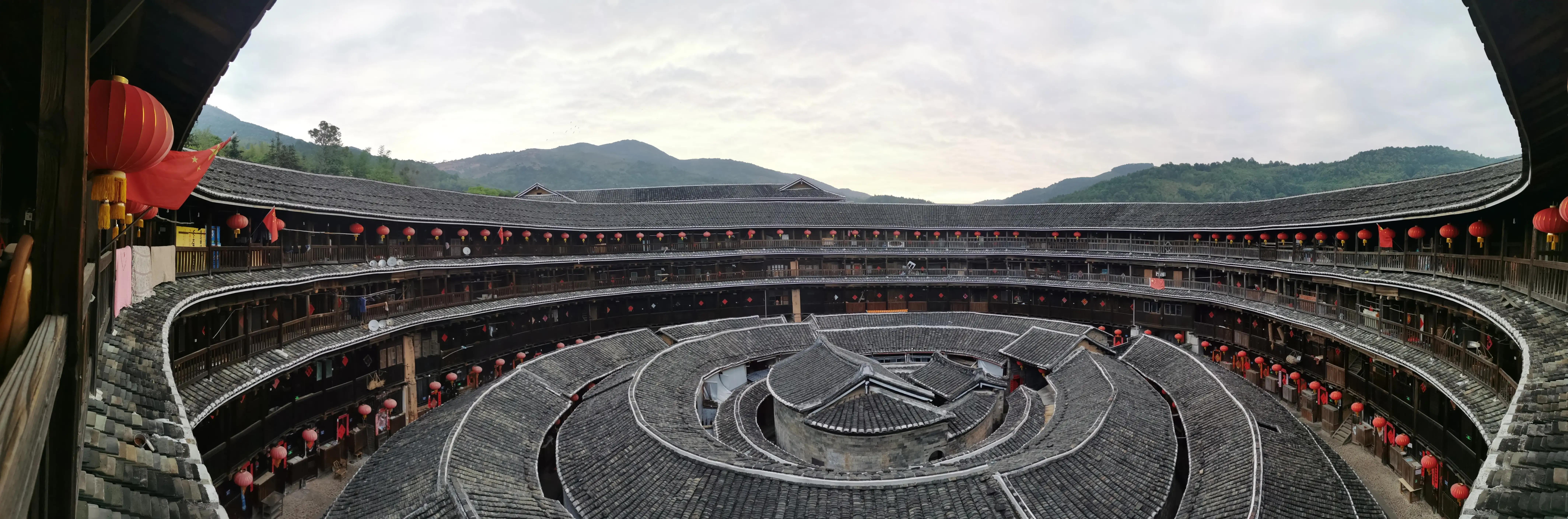 遇见永定土楼，内含个人旅游攻略