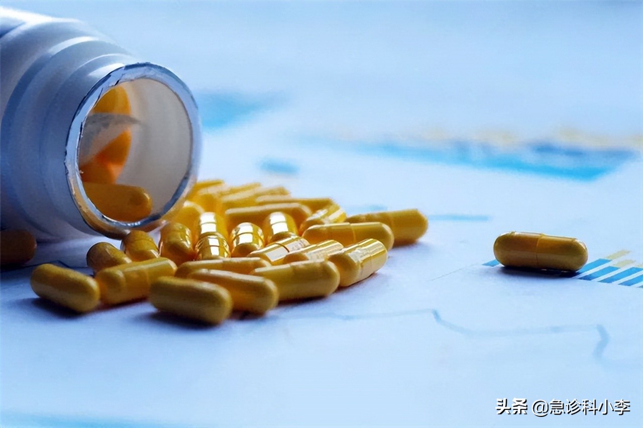 脑梗病人吃叶酸和b12b6起什么作用,叶酸配维生素b12预防脑梗怎样服用