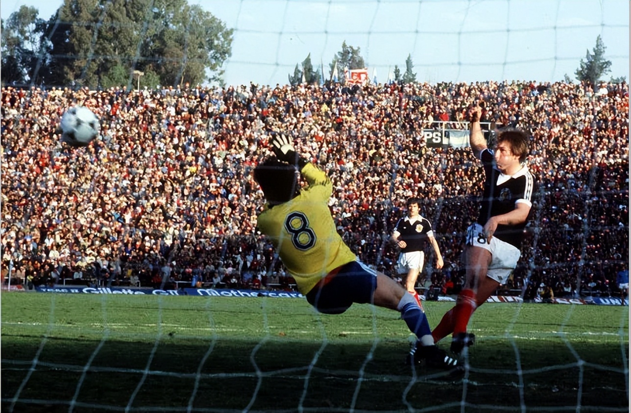 梅西双响洛塞尔索,梅西双响炮巴萨